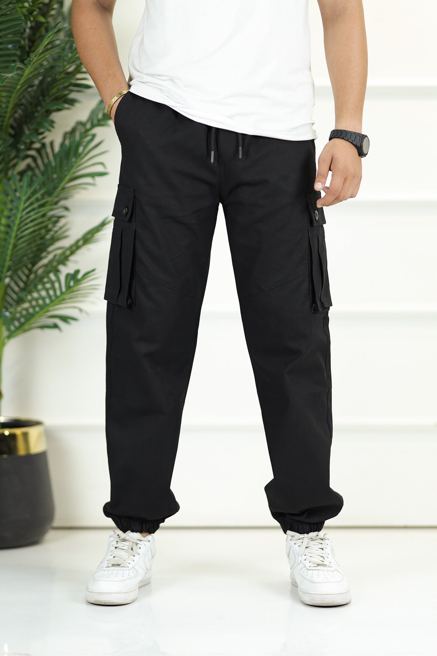 Turbo 6 Pockets Premium Cotton Gabardine Cargo Trouser In Black
