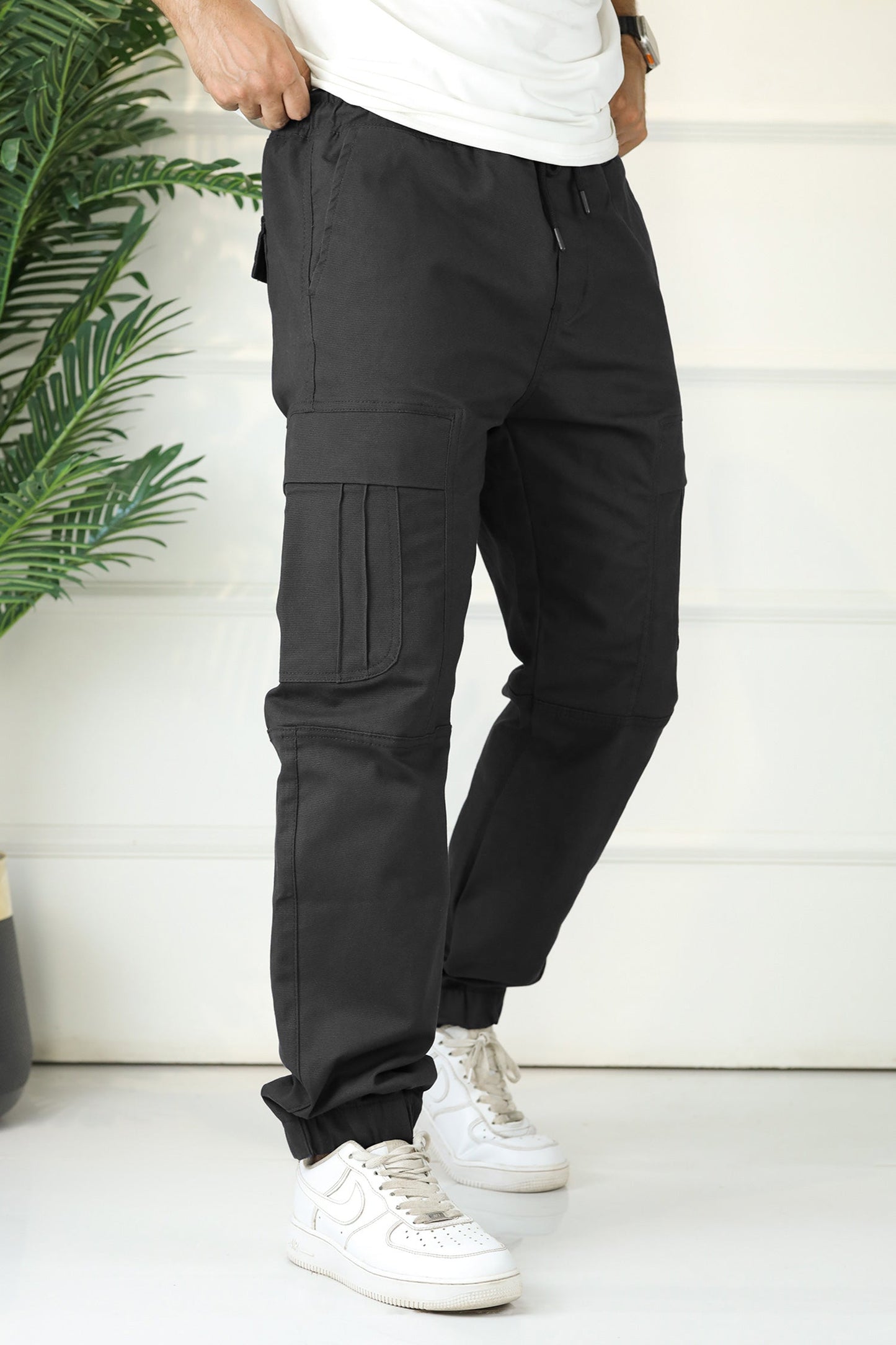 Turbo's Essential Baggy Fit Cargo Trouser In Black
