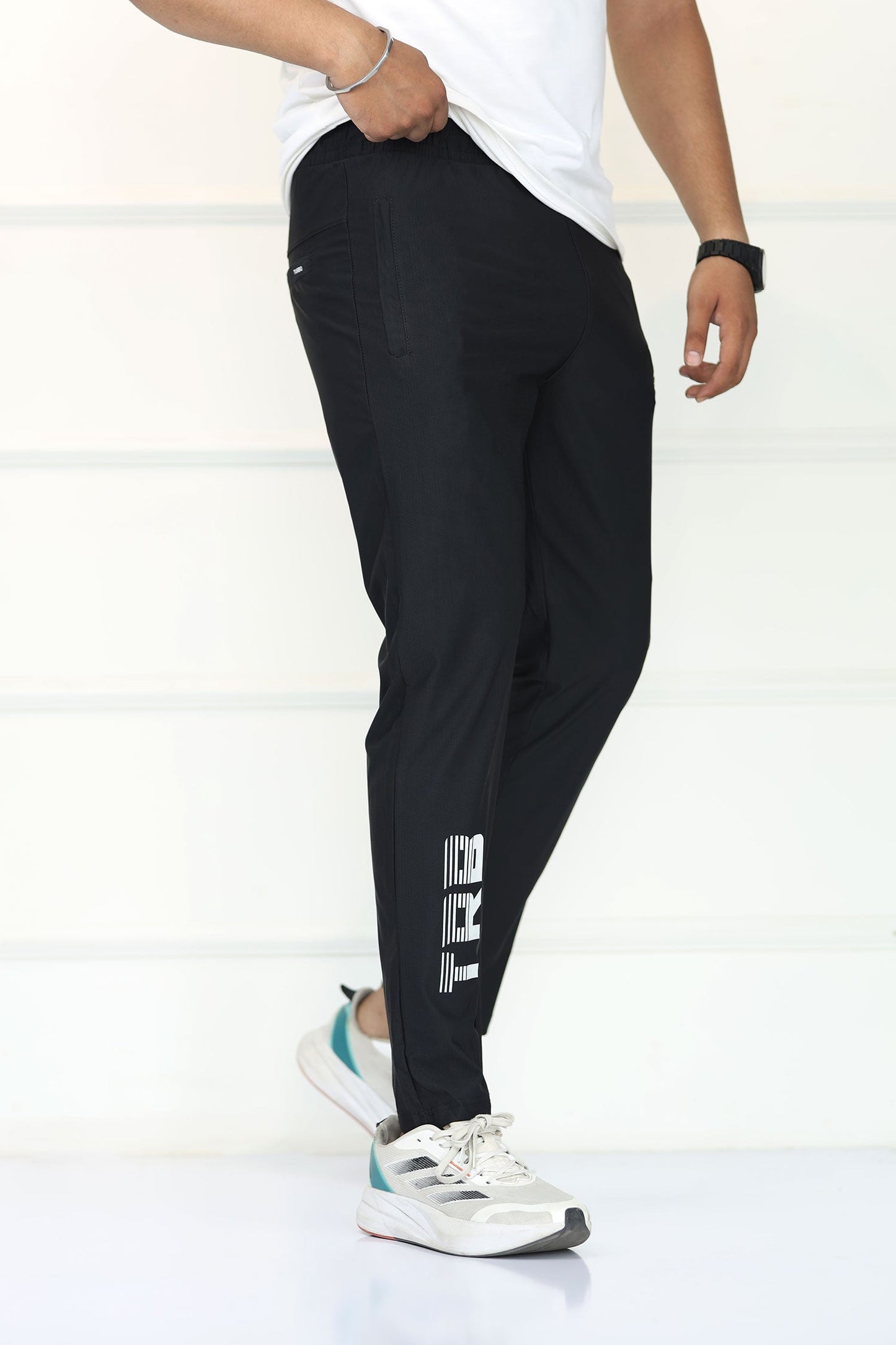 Turbo 'TRB Division' Sportswear Mesh Dry-fit Trouser In Black
