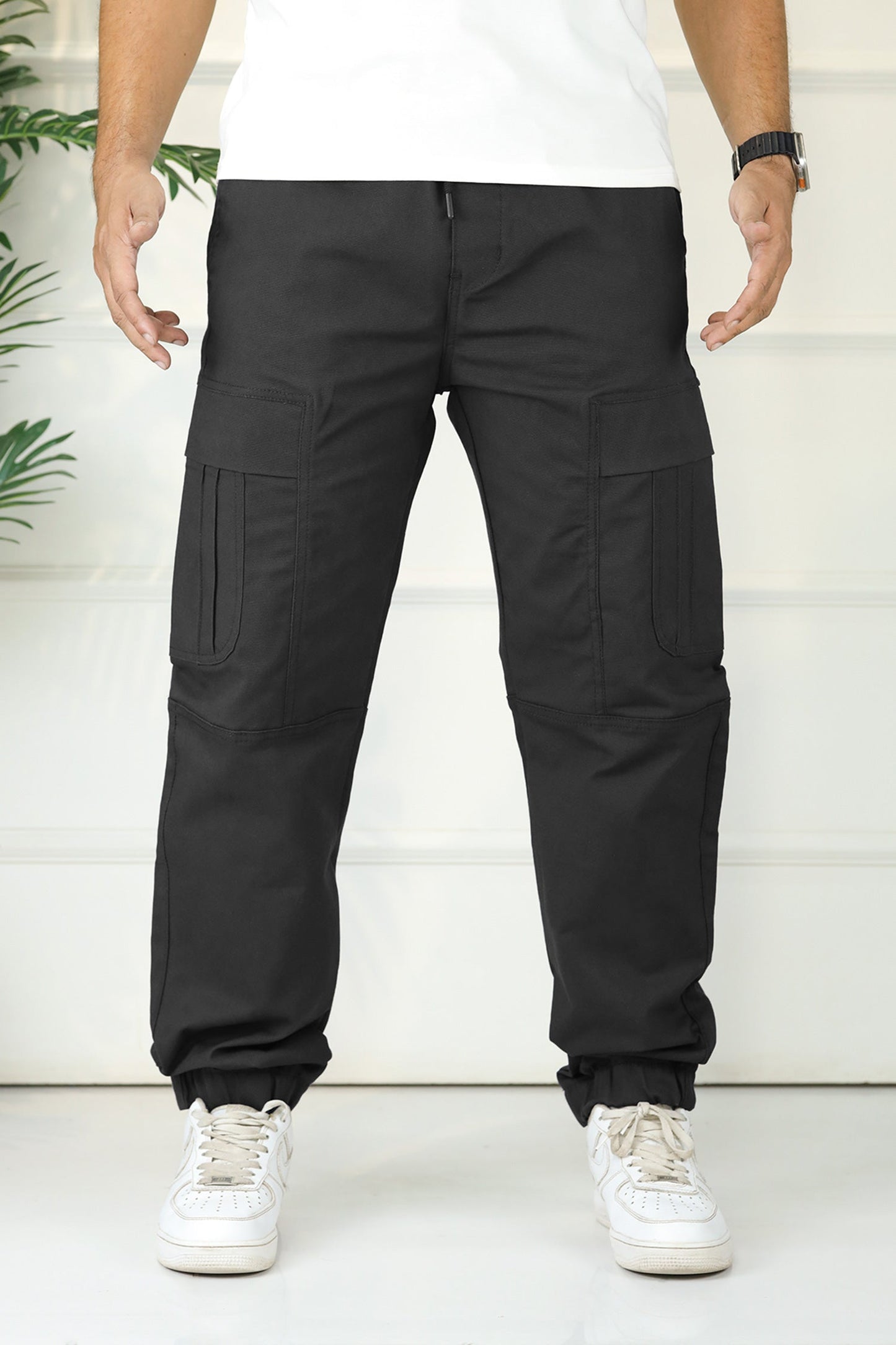Turbo's Essential Baggy Fit Cargo Trouser In Black