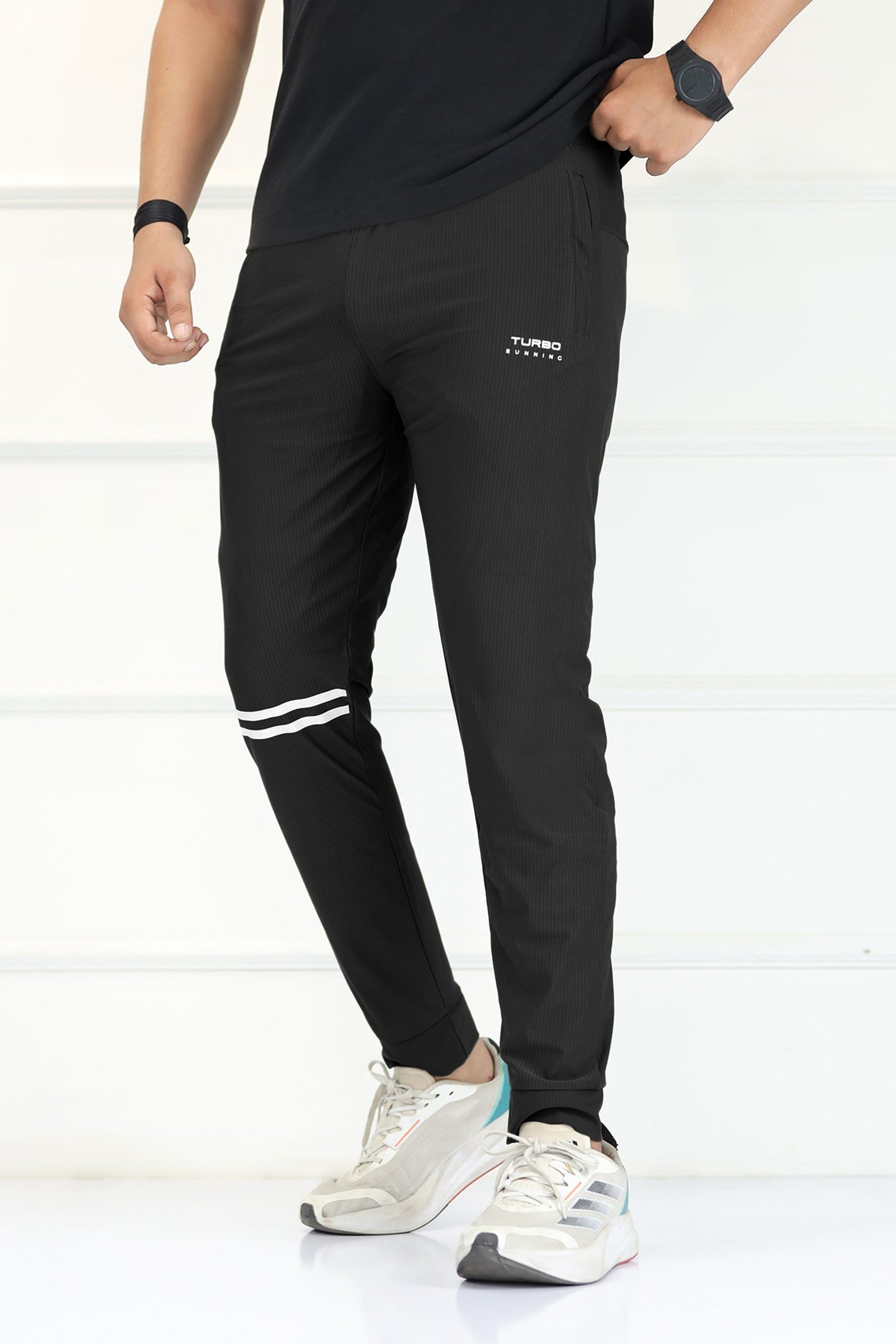 Turbo 'The Stride' Division Running Men's Dryfit Trouser In Black