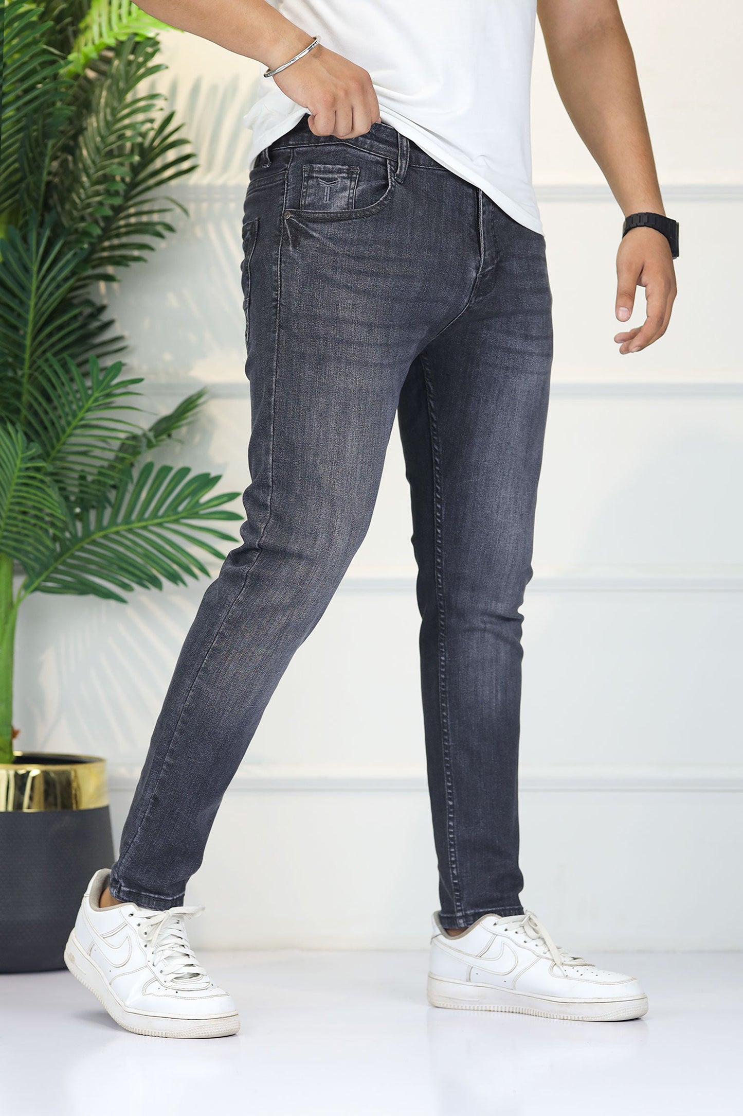 Turbo 'Second-Skin' Spray-On Ankle Fit Jeans In Charcoal Black