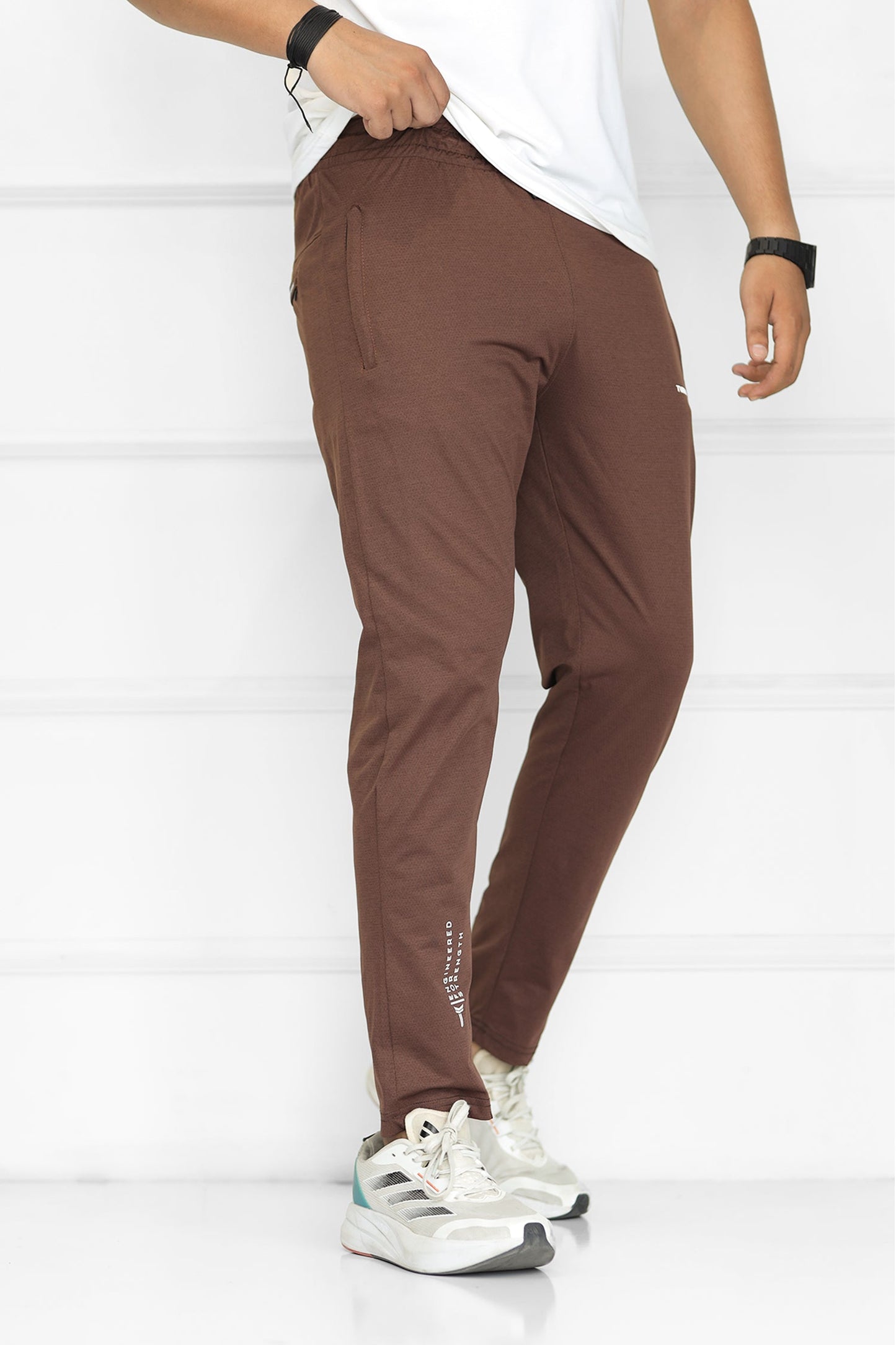 Turbo 'Kinetic-Stretch' Performance Dry-fit Trouser In Coffee