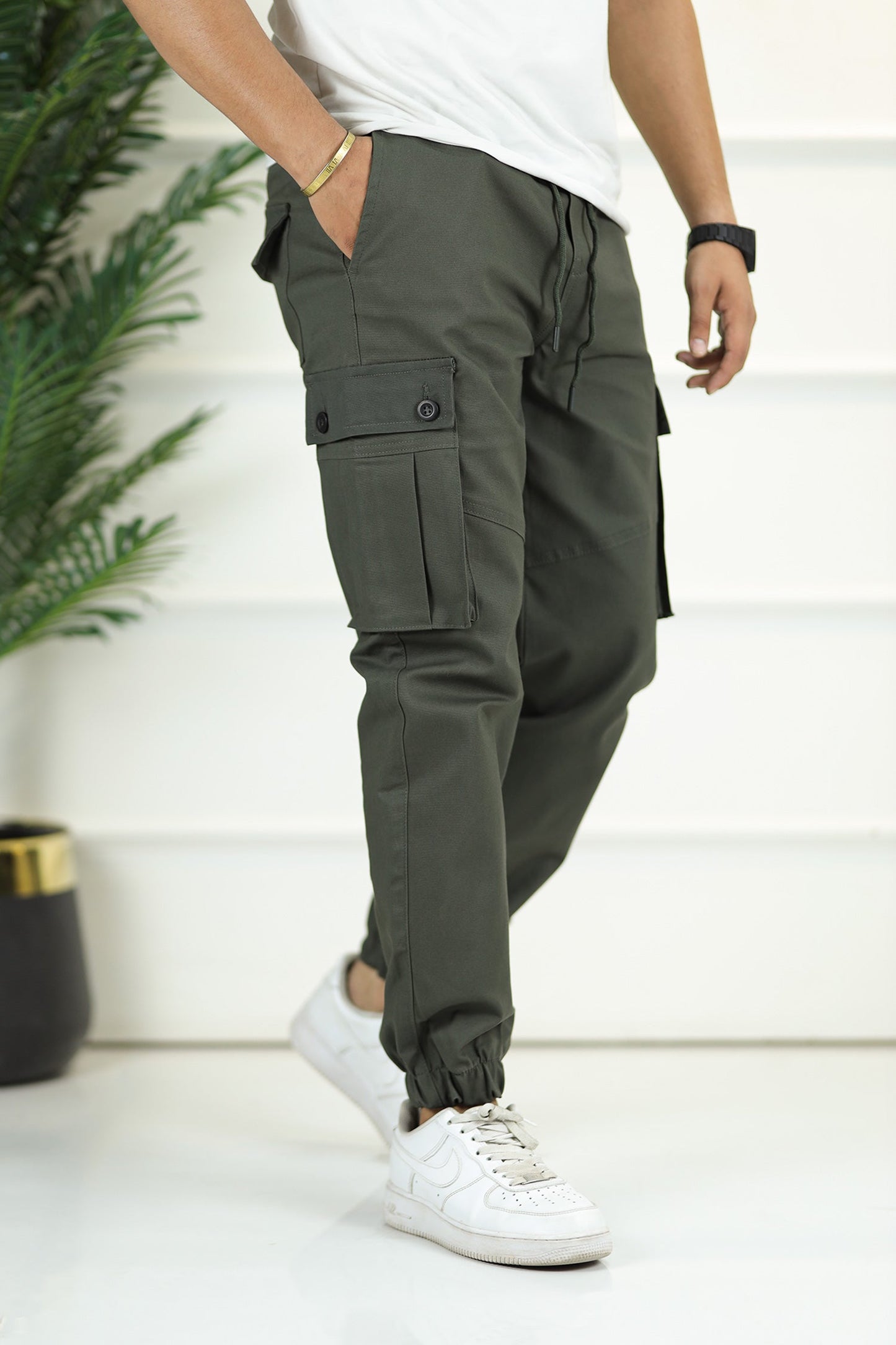 Turbo 6 Pockets Premium Cotton Gabardine Cargo Trouser In Dark Green