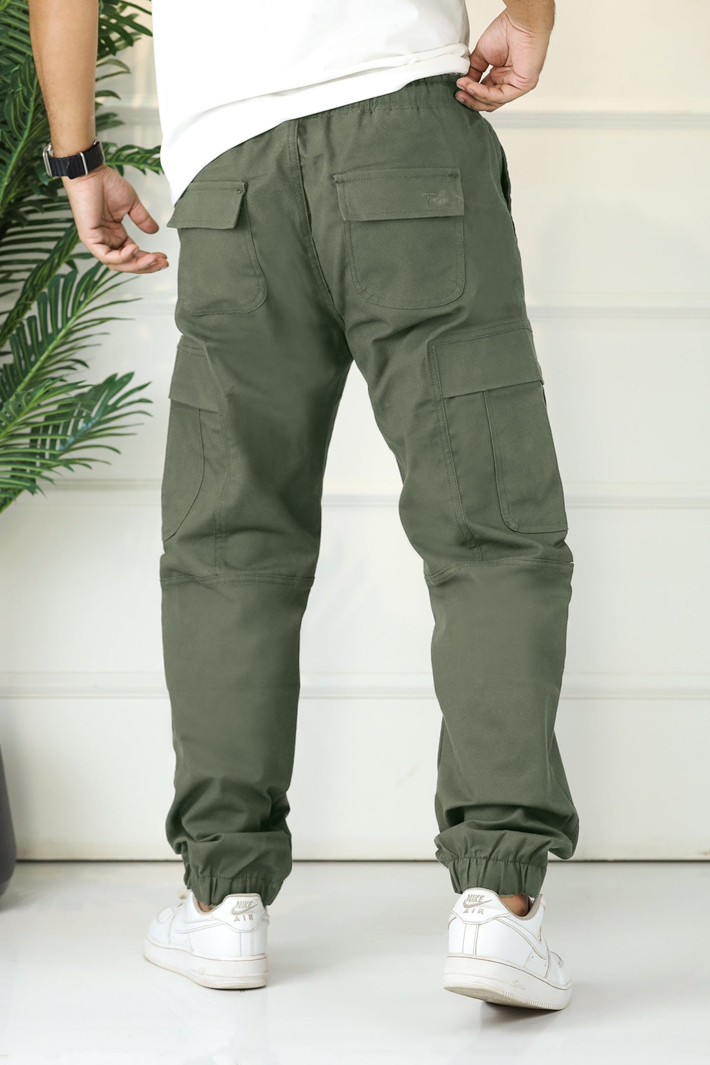 Turbo's Essential Baggy Fit Cargo Trouser In Green