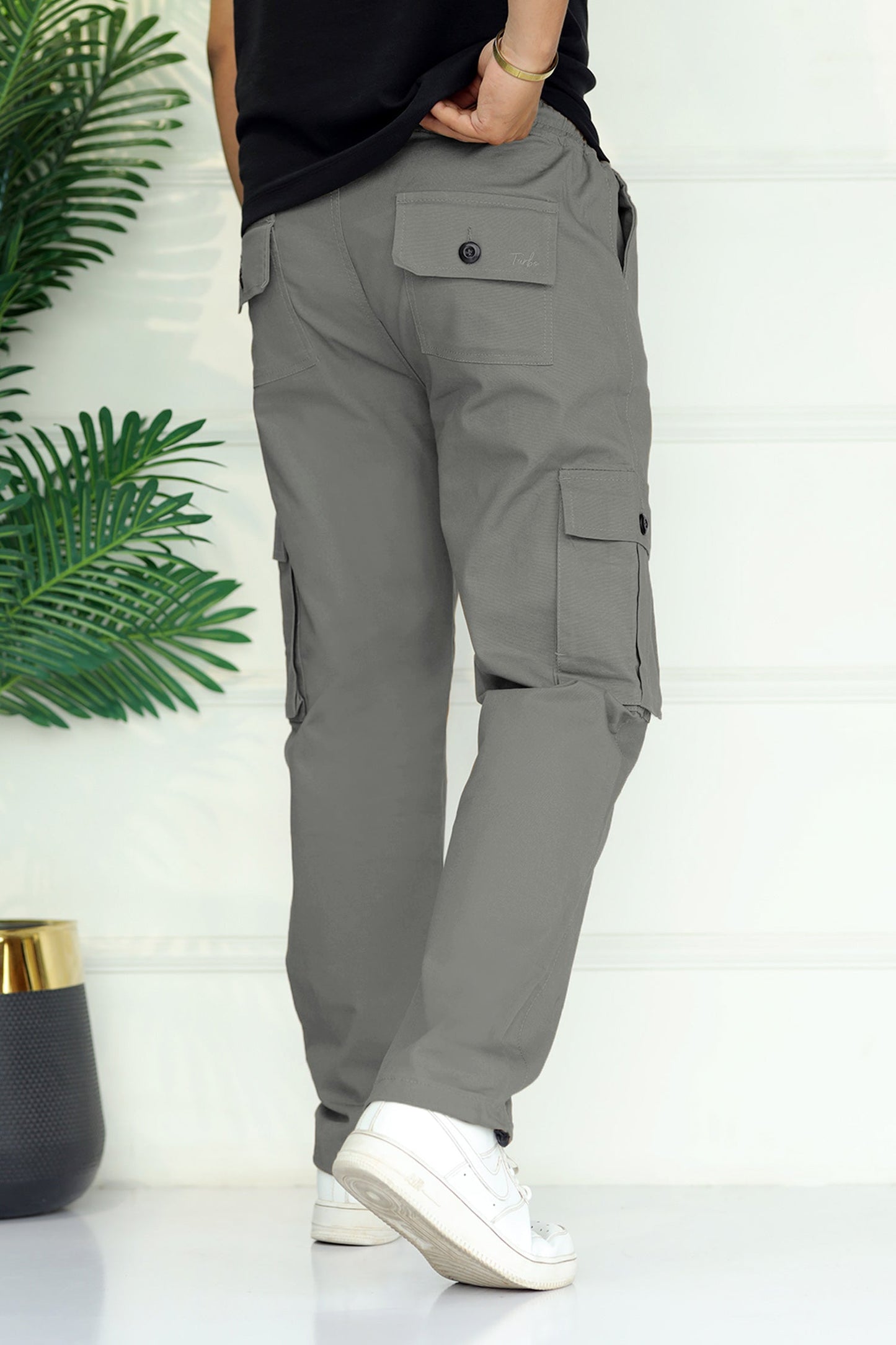 Turbo's 6 Pockets Loose Bottom Cargo Trouser In Grey