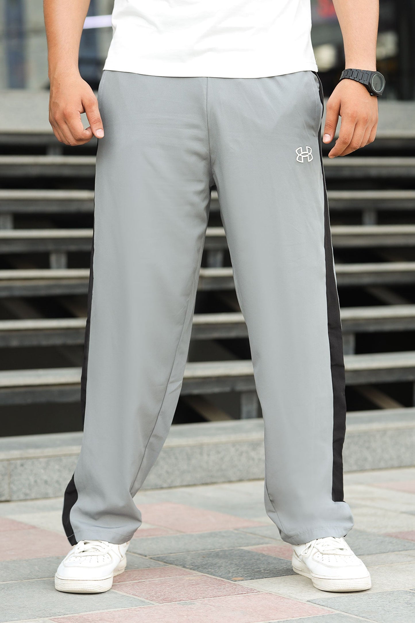 Undr Armr Micro-Tech Heritage Stripe Sportswear Trouser