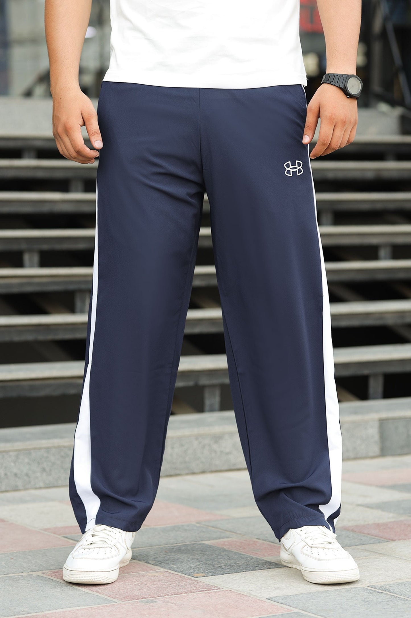 Undr Armr Micro-Tech Heritage Stripe Sportswear Trouser