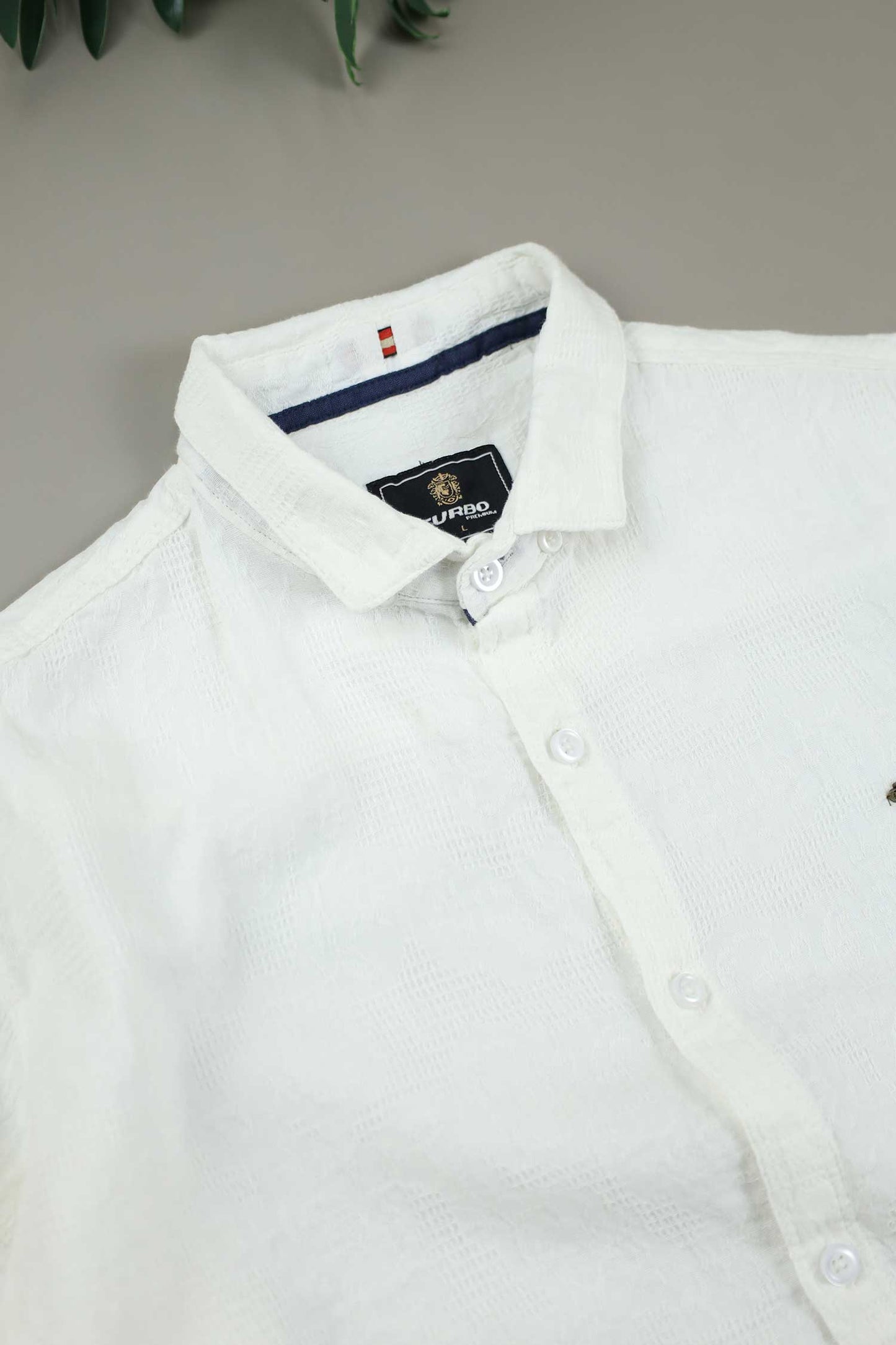 Fabrico Long Sleeve Cotton Casual Shirt In White
