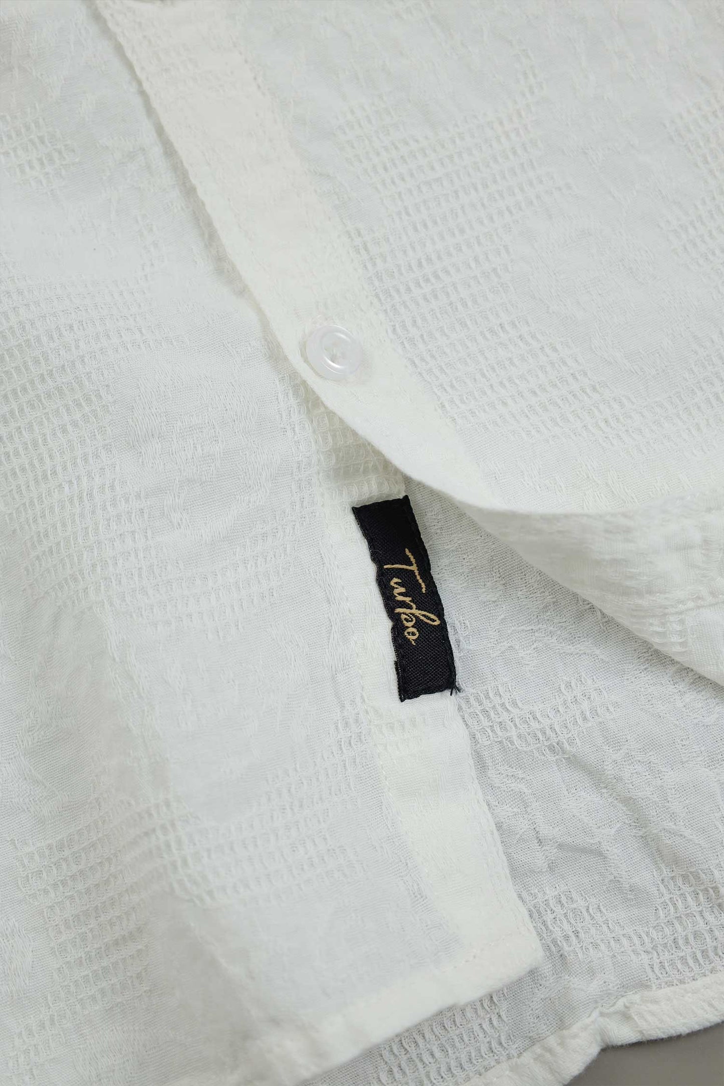 Fabrico Long Sleeve Cotton Casual Shirt In White