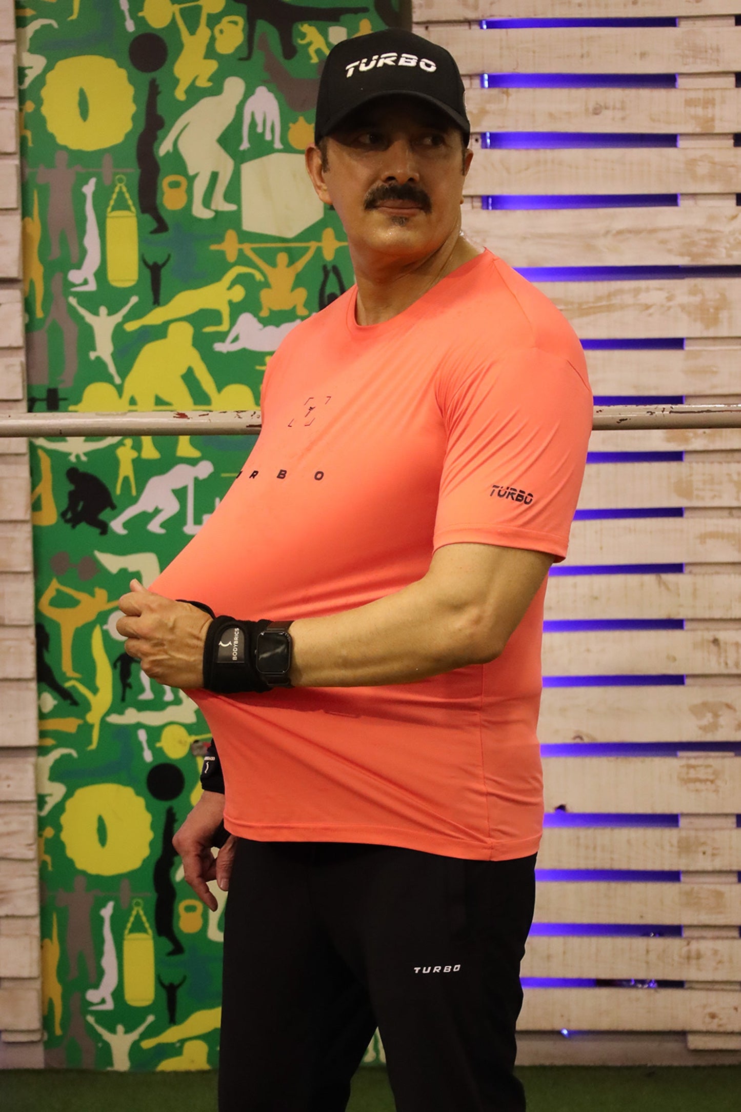 Turbo Scan Energy Breathable Mesh Dry-Fit Tee In Orange