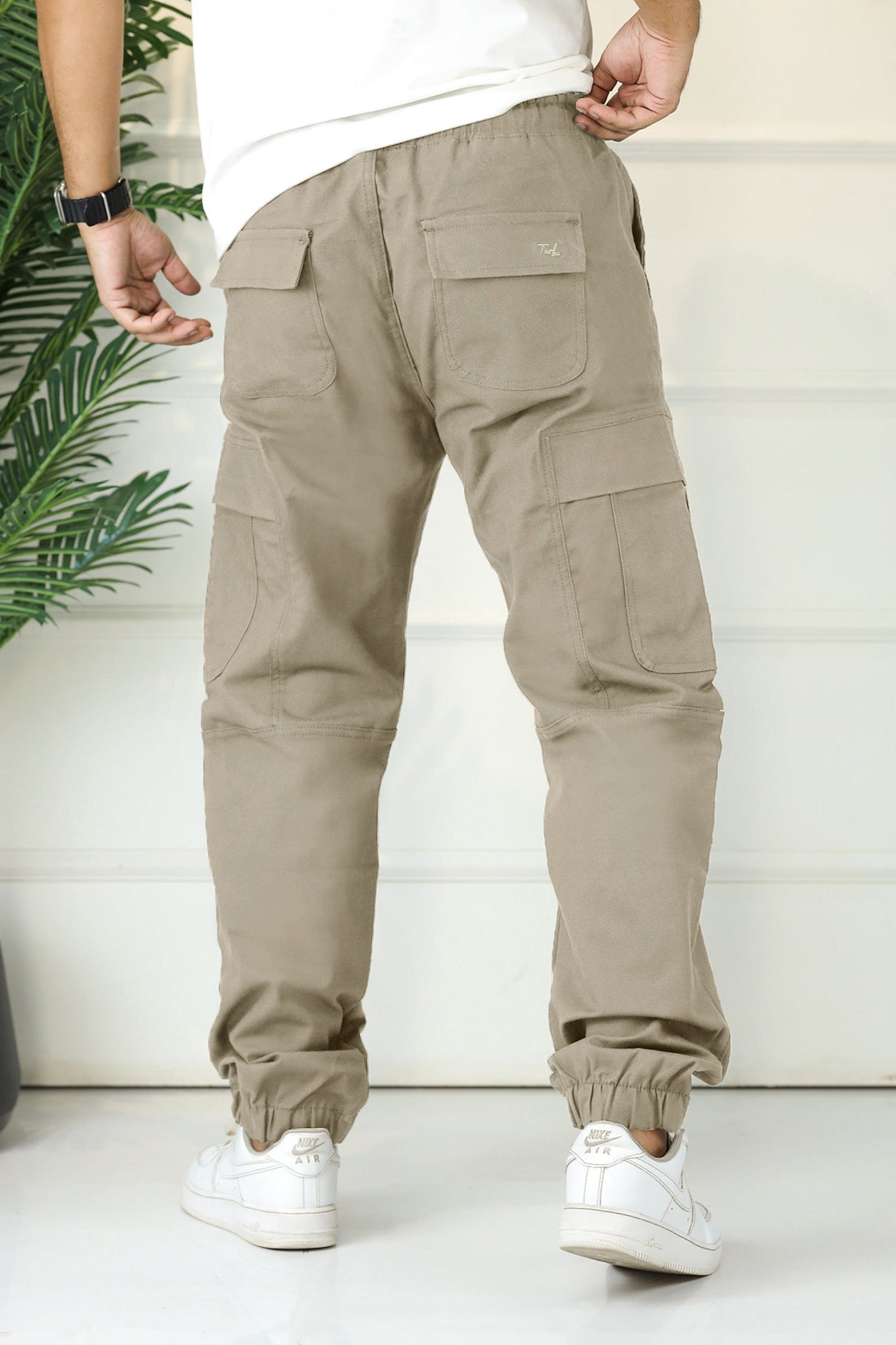 Turbo's Essential Baggy Fit Cargo Trouser In Dark Skin