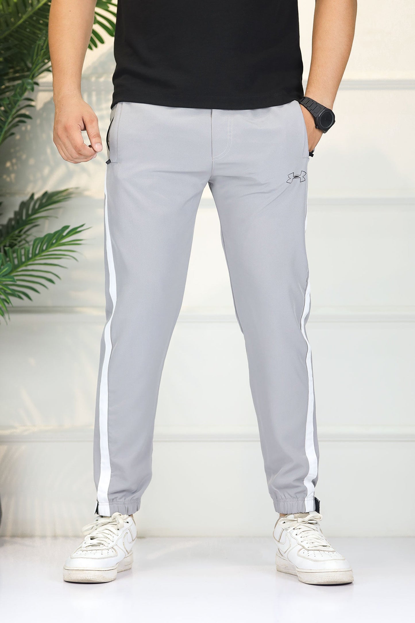 Undr Armr 'The Reveal' Cuff Logo & Sideline Micron Trouser In Slate Grey