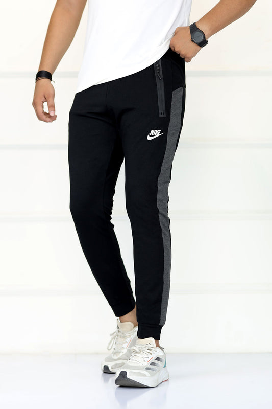 Nke 'Gravity-Defy' 4-Way Stretch SlimFit Trouser In Black