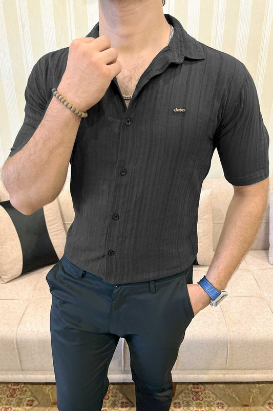 Turbo Minimalist Design Half Sleeve Casual Shirt In Black