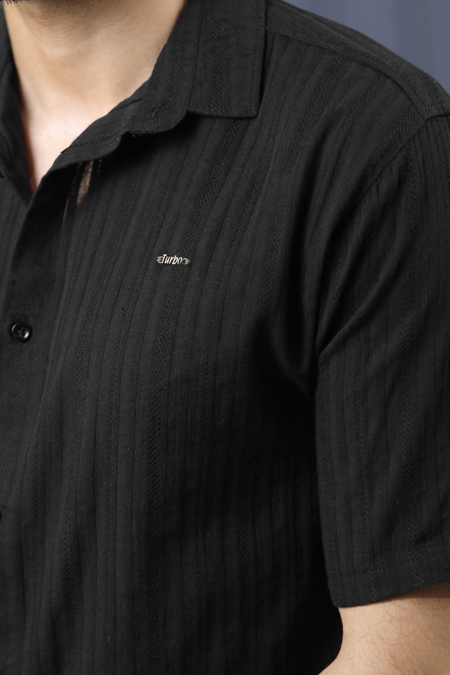 Turbo Minimalist Design Half Sleeve Casual Shirt In Black