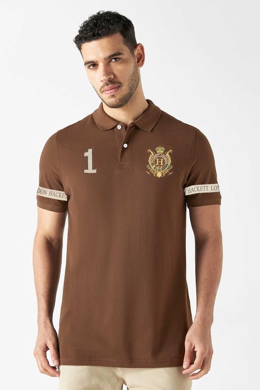 Hackt Lndn Heritage Crown Graphic Men's Polo Shirt In Chocolate