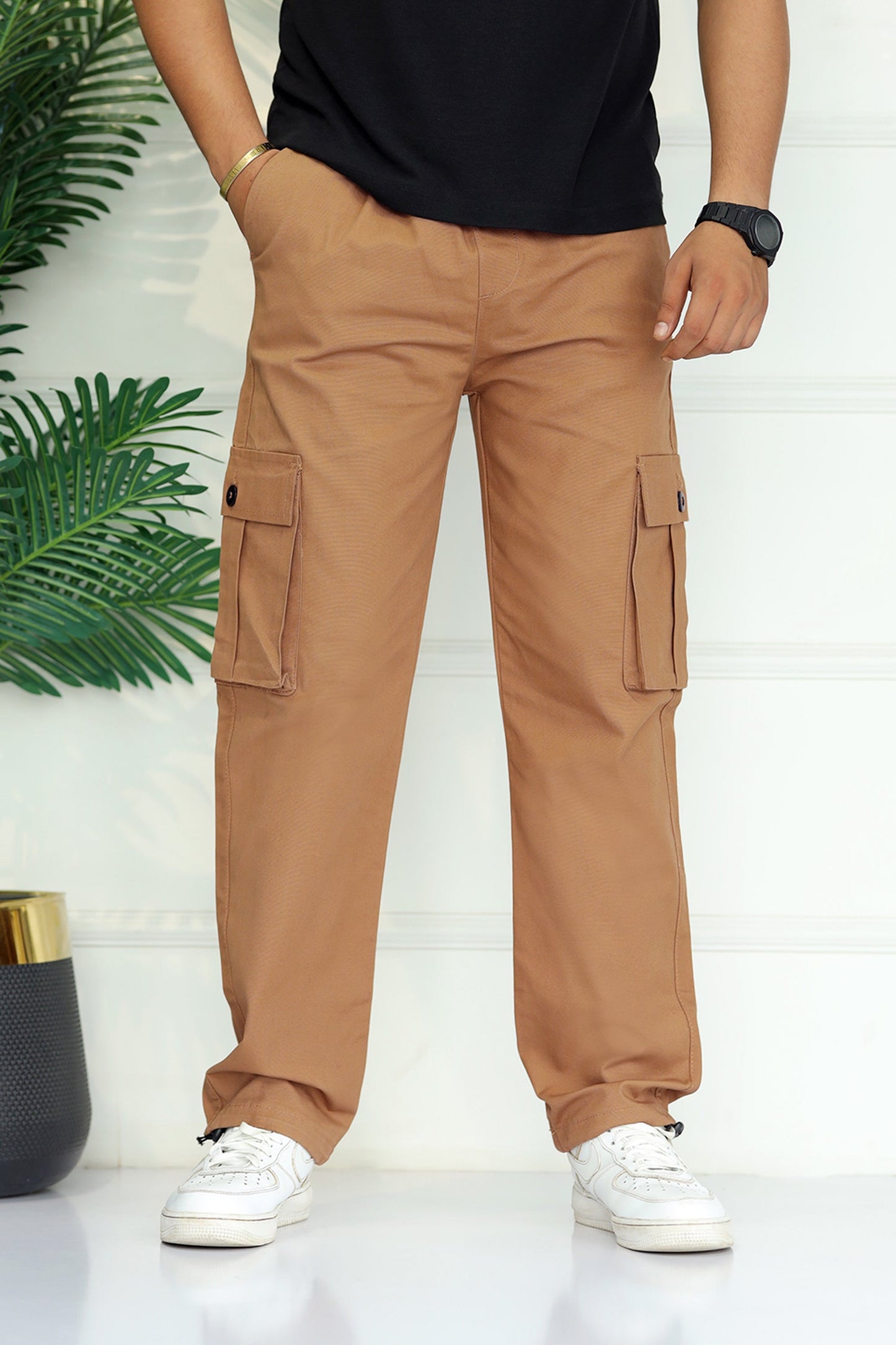 Turbo's 6 Pockets Loose Bottom Cargo Trouser In Camel