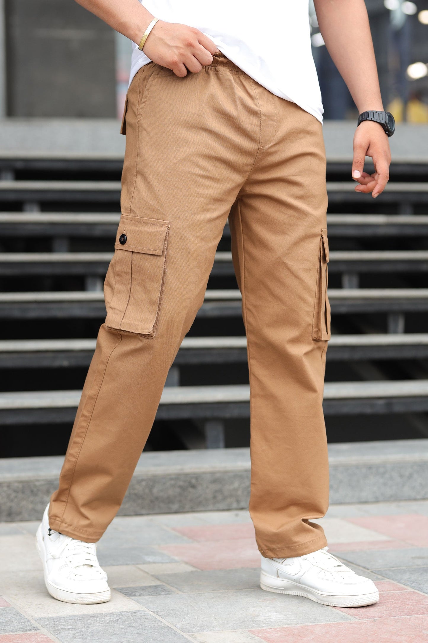 Turbo's 6 Pockets Loose Bottom Cargo Trouser In Camel