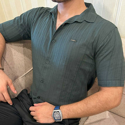 Turbo Minimalist Design Half Sleeve Casual Shirt In Dark Green