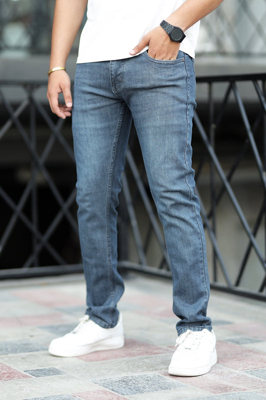 Denim Travel Essential Attire Slim Fit Jeans In Mid Grey