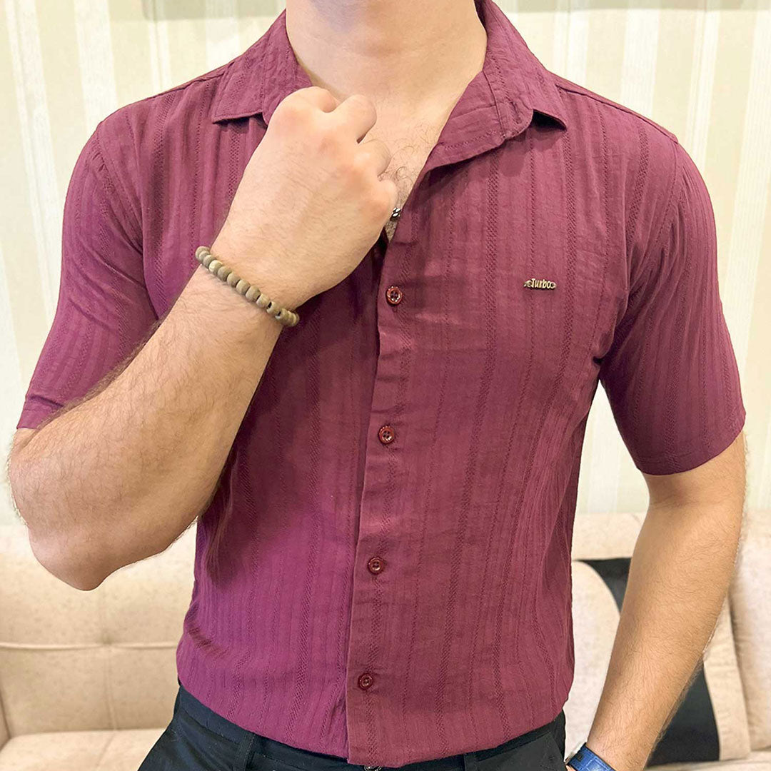 Turbo Minimalist Design Half Sleeve Casual Shirt In Plum