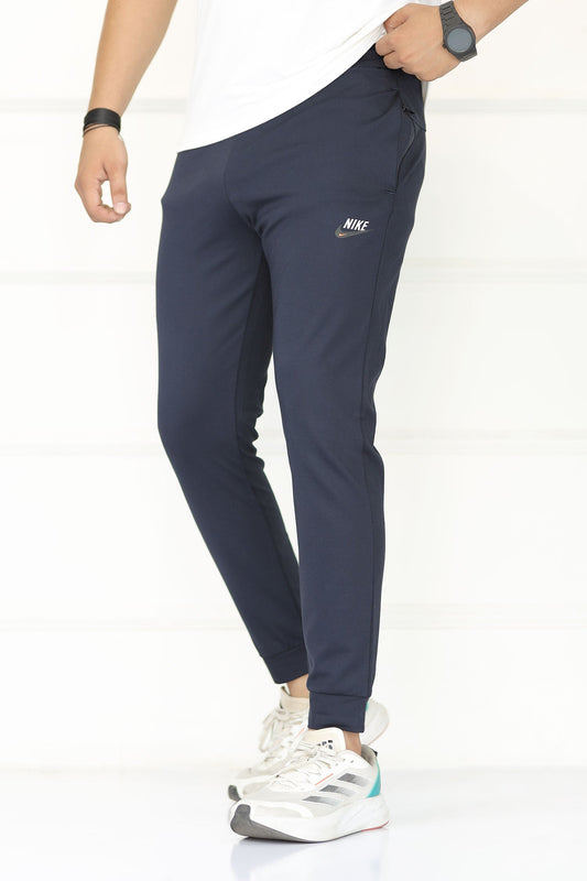 Nke 'The Jump' Project Performance SlimFit Trouser In Navy Blue