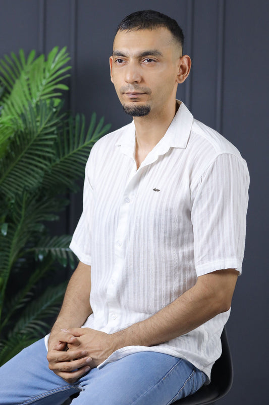 Turbo Minimalist Design Half Sleeve Casual Shirt In White